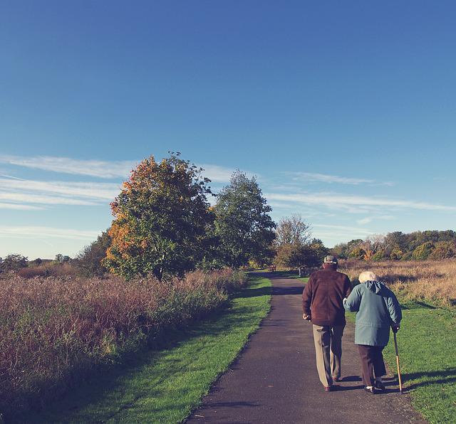 5 Habits Of People Who Age Well