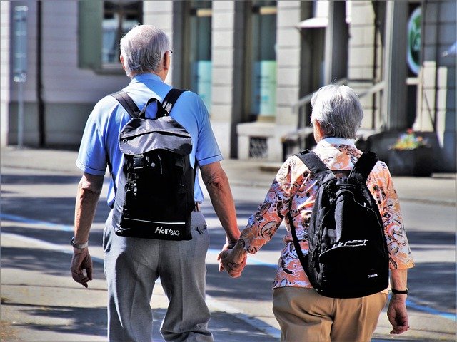 5 Activities That Instantly Make You Feel Younger